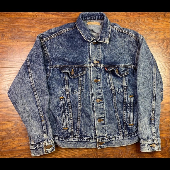 Vintage Levi’s denim jacket